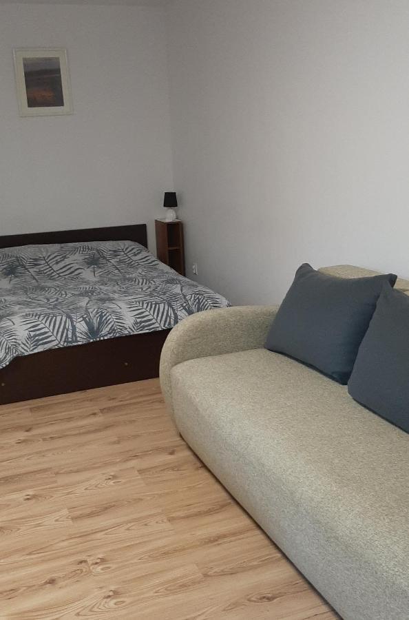 Apartament Oliver ชวีโนวิชแจ ภายนอก รูปภาพ