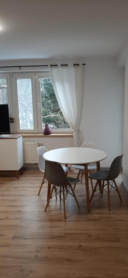 Apartament Oliver ชวีโนวิชแจ ภายนอก รูปภาพ